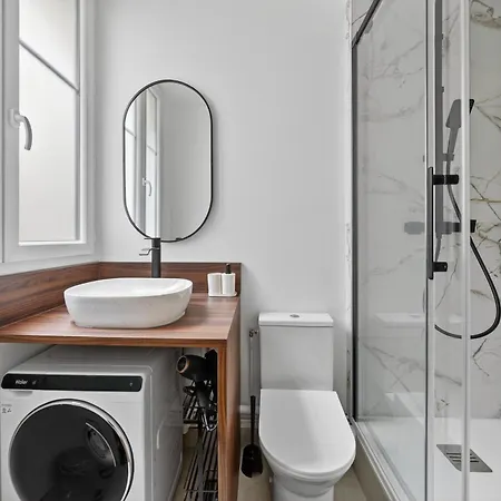Apartment Comfortable In Pariss 17th Arrondissement *